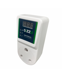 Gizzu Universal Voltage Protector Plug